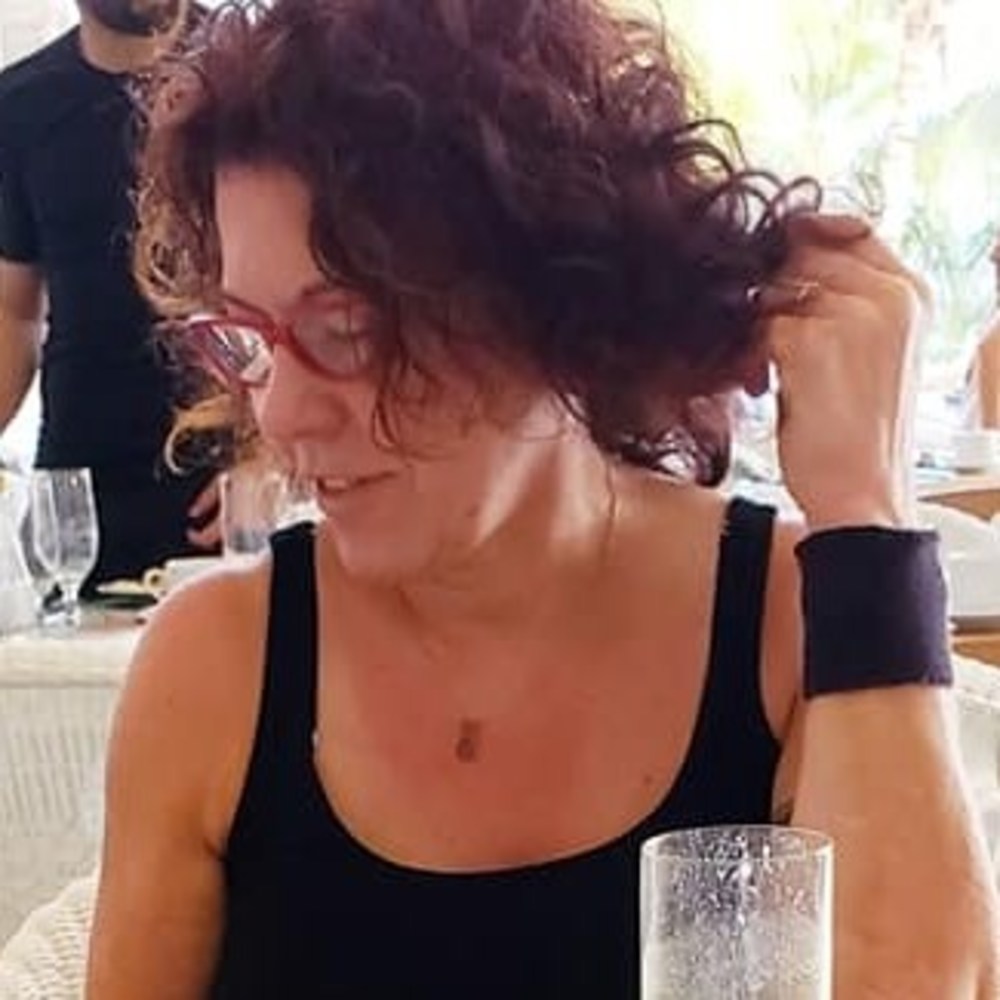 Meet your Posher, Eva